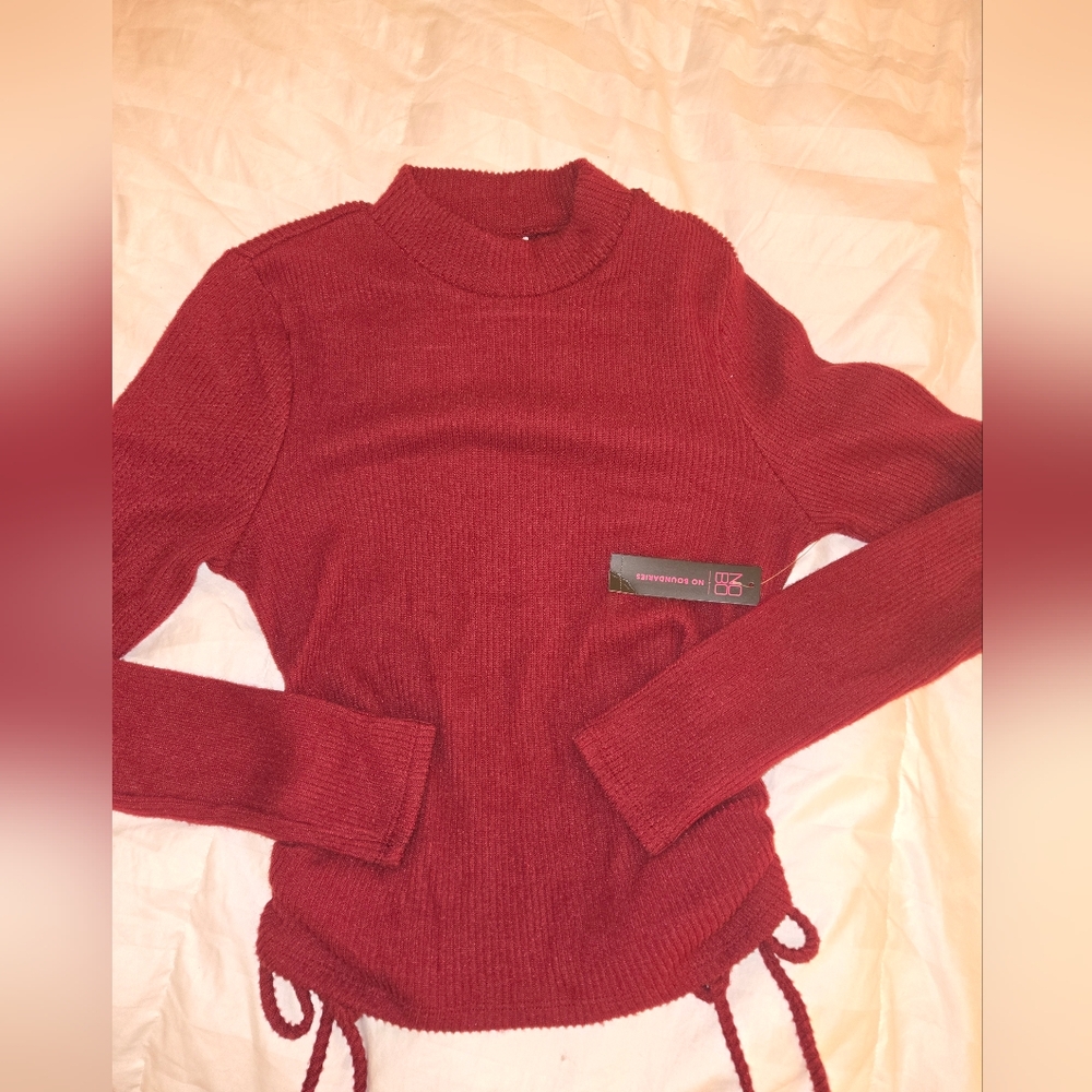 NO BOUNDARIES KNITTED LONG SLEEVE MOCK TURTLENECK GATHERED & TIED ON EACH SIDE